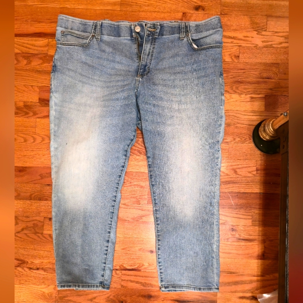 Lee Classic Blue Mens Jeans Extreme Motion Size 46 Exc Cond. $49
